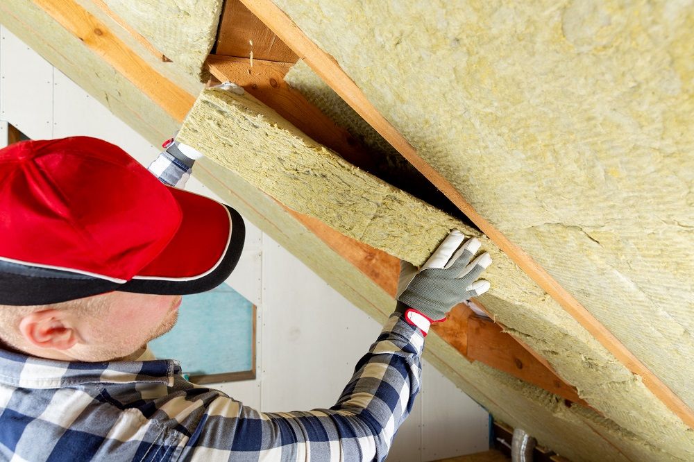 Roofing insulation
